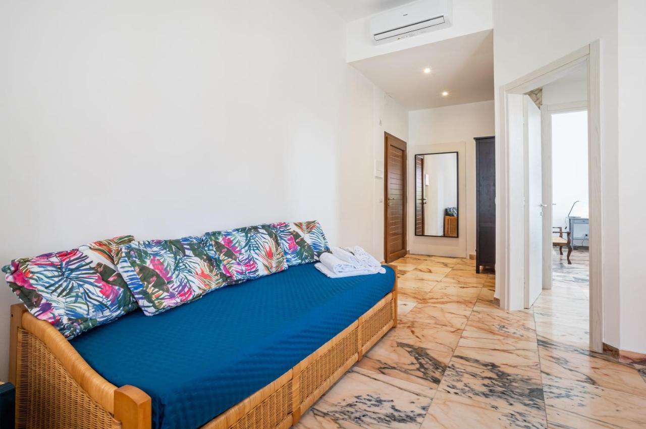 Lovely Apartment X5 W/ Terrace & Private Parking La Spezia Exterior photo